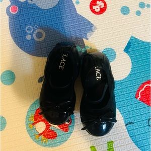 Children’s place toddler shoes size 3